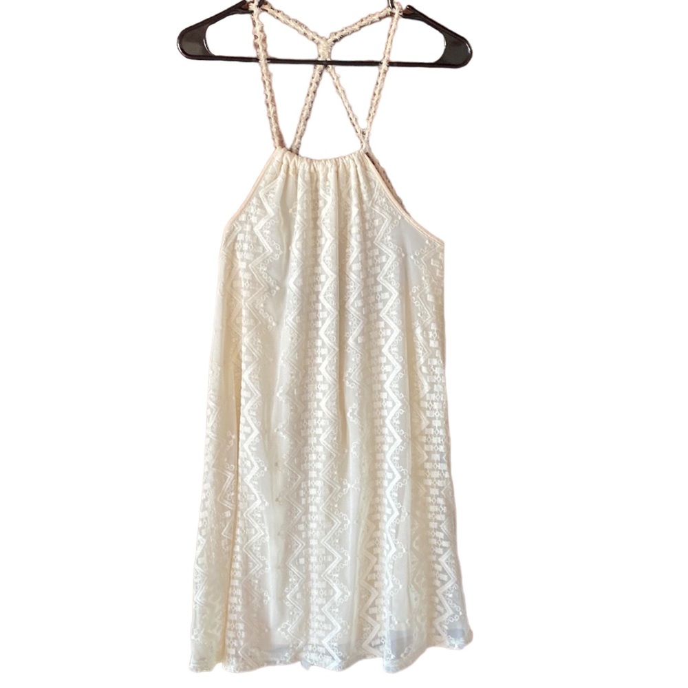 Everleigh Cream Color Backless Dress. Embroidered Lined Great Condition! Size M.